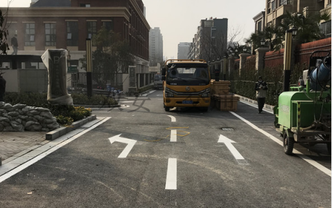道路劃線(xiàn)